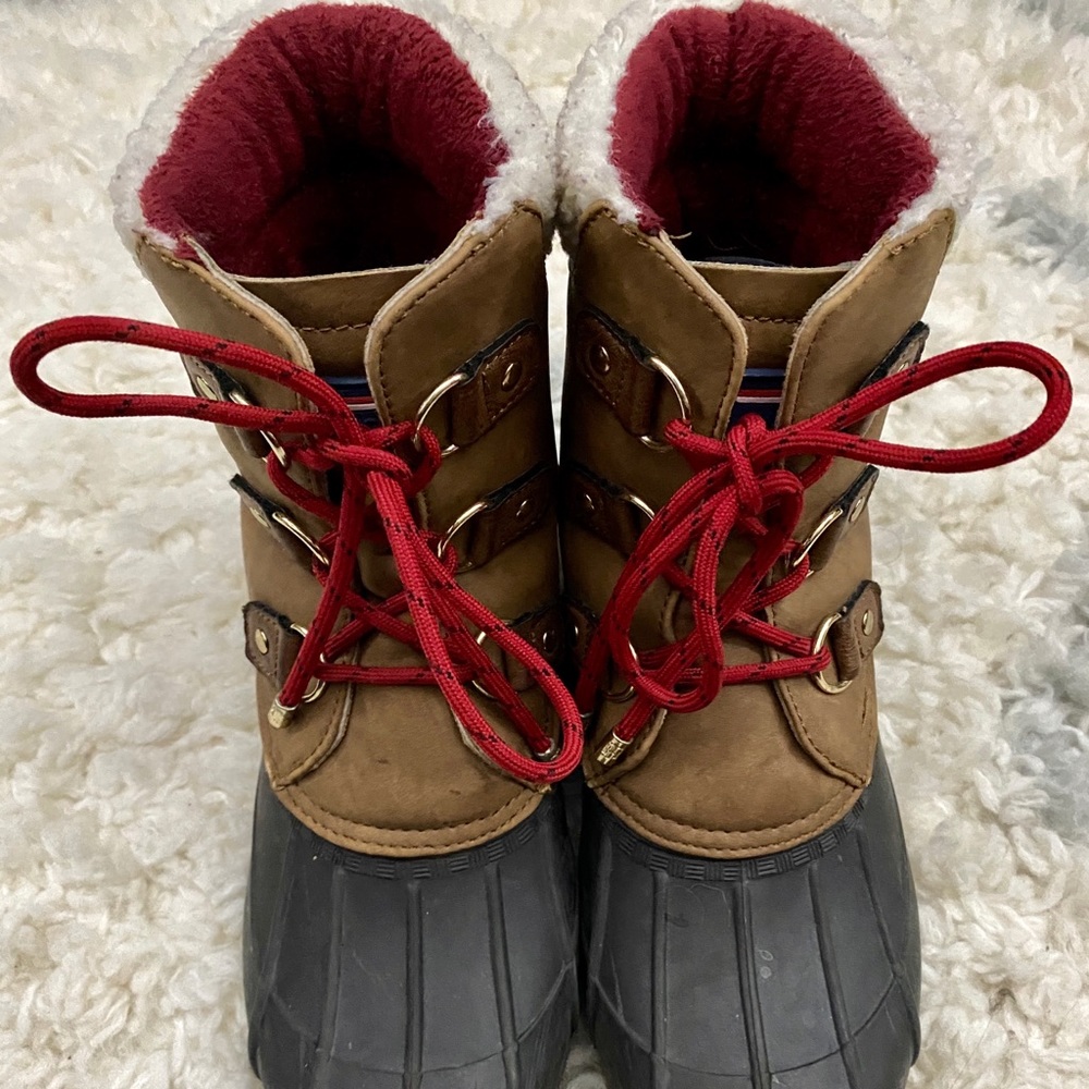 Tommy Hilfiger duck/rain boots